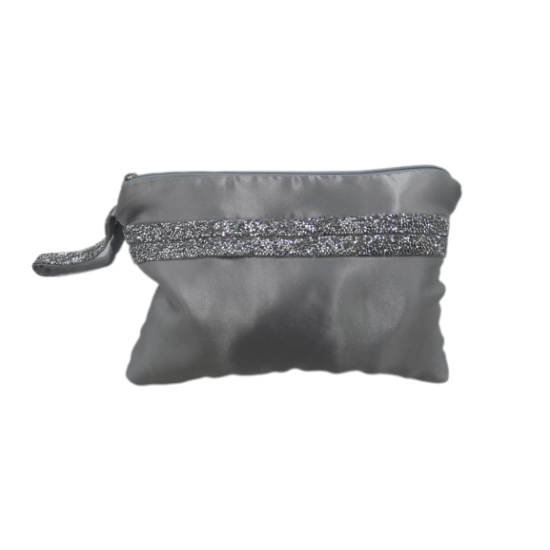 Σατέν τσαντάκι ασημί με στρας τρέσα 20x30  ()