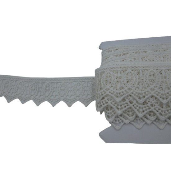 Βαμβακερη δαντέλα τύπου λασέ  5,5cm σε λευκό ()