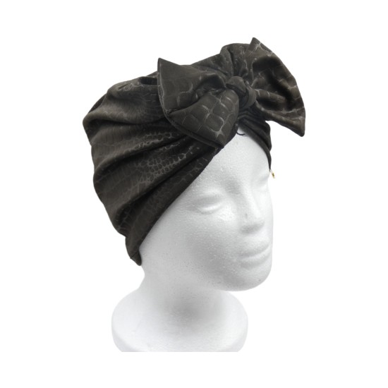 Τυρμπάν λαδί με υφή κροκόδειλο και φιόγκο () Τυρμπάν λαδί με υφή κροκόδειλο και φιόγκο ()