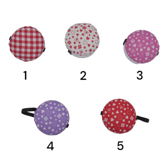Μαξιλάρι καρφίτσας με λάστιχο για τον καρπό σε 5 σχέδια ()