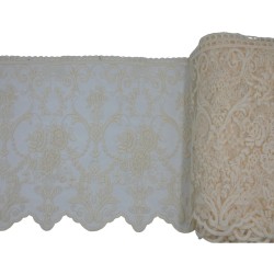 Δαντέλα γαλλική σαντιγί σε χρώμα εκρού 22,5 cm 