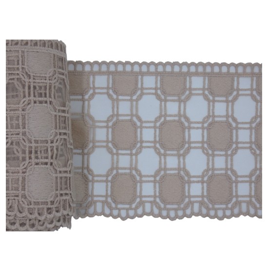 Δαντέλα γαλλική σαντιγί σε χρώμα μπεζ 15 cm  ()