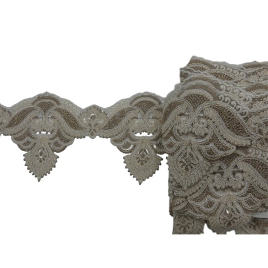 Μπέζ δαντέλα κεντημένη με χρυσοκλωστή 12 cm ()