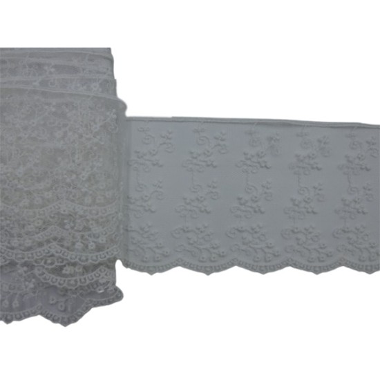 Δαντέλες σαντιγί με σχέδιο λουλούδι 8 cm ()