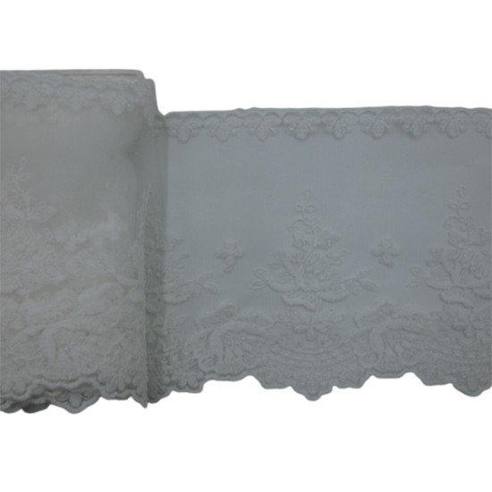 Δαντέλα σαντιγί υπόλευκη 14 cm  ()