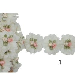 Τρέσα με τούλι και λουλουδάκια σε 2 χρώματα 6cm 