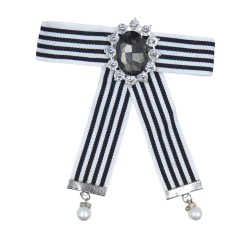 Καρφίτσα με στρας και πέρλα