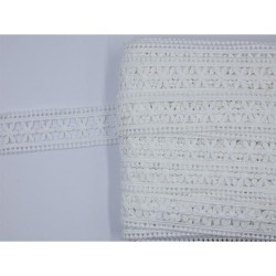 Δαντέλα κυπούρ λευκή με λουλούδια 3cm