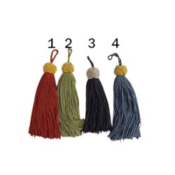 Φούντα καρυδόκομπος μεγάλος 10cm Φούντα καρυδόκομπος μεγάλος 10cm