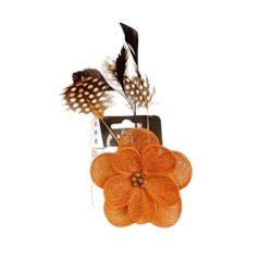 Πορτοκαλί μπουτονιέρα με φτερά