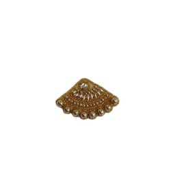 Χρυσό μοτίφ ραφτό με πέρλες Χρυσό μοτίφ ραφτό με πέρλες