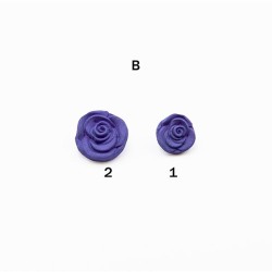 Κουμπί τριαναταφυλλάκι σε 3 χρώματα Κουμπί τριαναταφυλλάκι σε 3 χρώματα