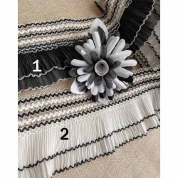 τρέσα ελαστική  με διπλό βολάν άσπρο-μαύρο 10cm