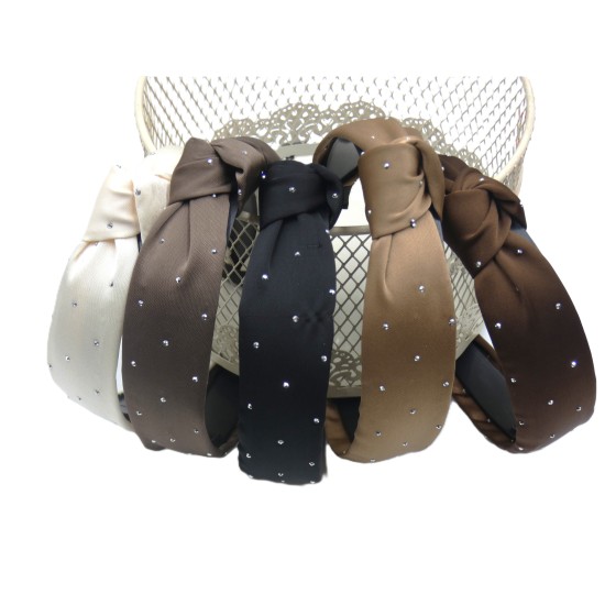 ΣΤΕΚΕΣ ΣΑΤΕΝ ΜΕ ΣΤΡΑΣ ()